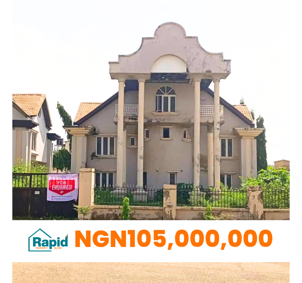 FOR SALE: 4 BEDROOM DETACHED DUPLEX WITH LARGE SPACE FOR BQ.